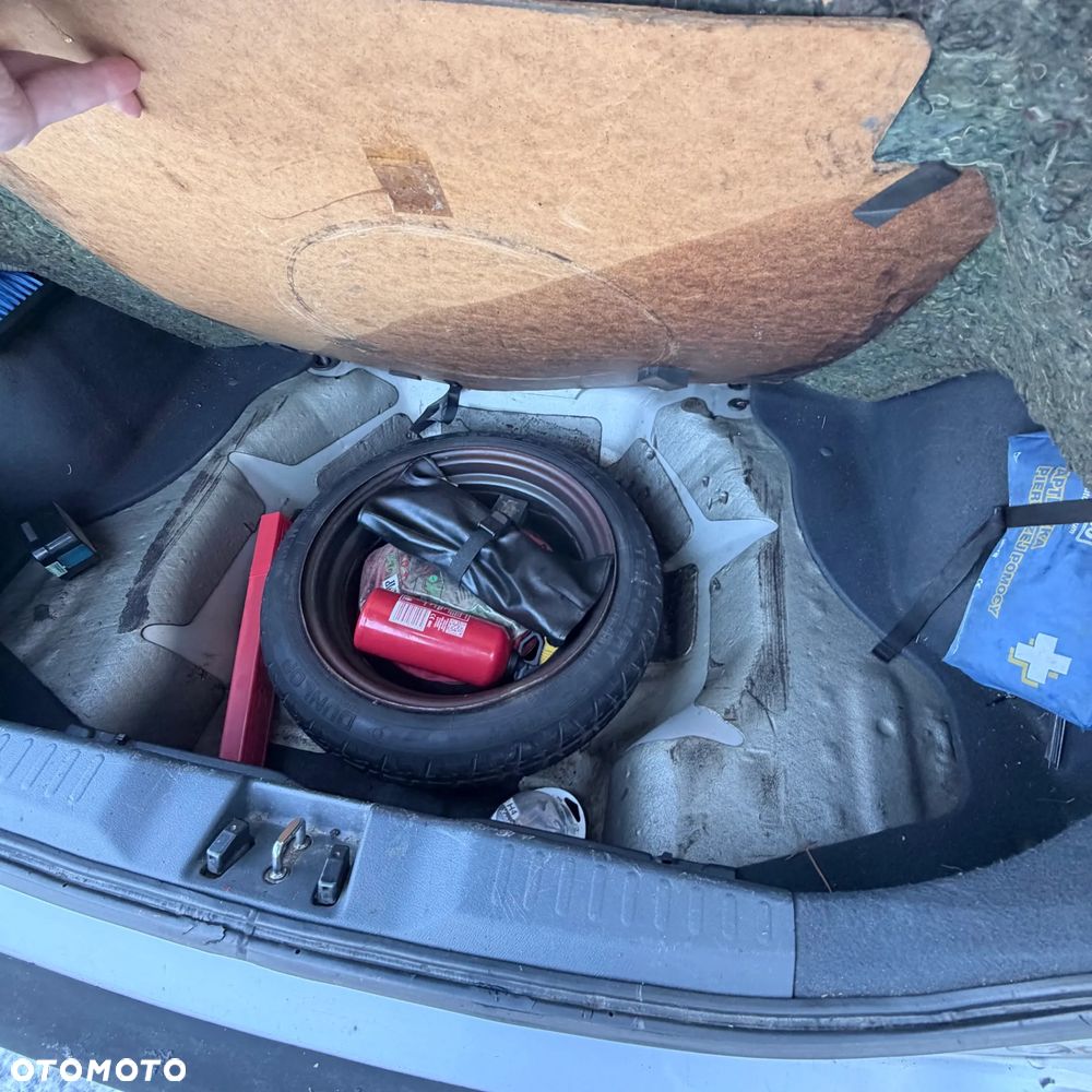 Honda Civic 1.4i - 13