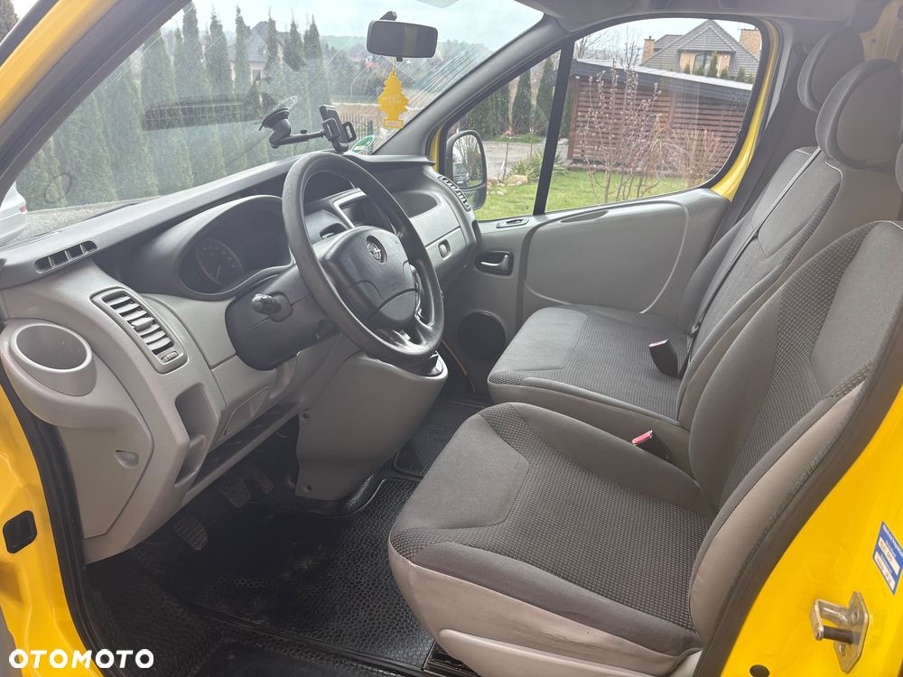 Opel Vivaro - 19