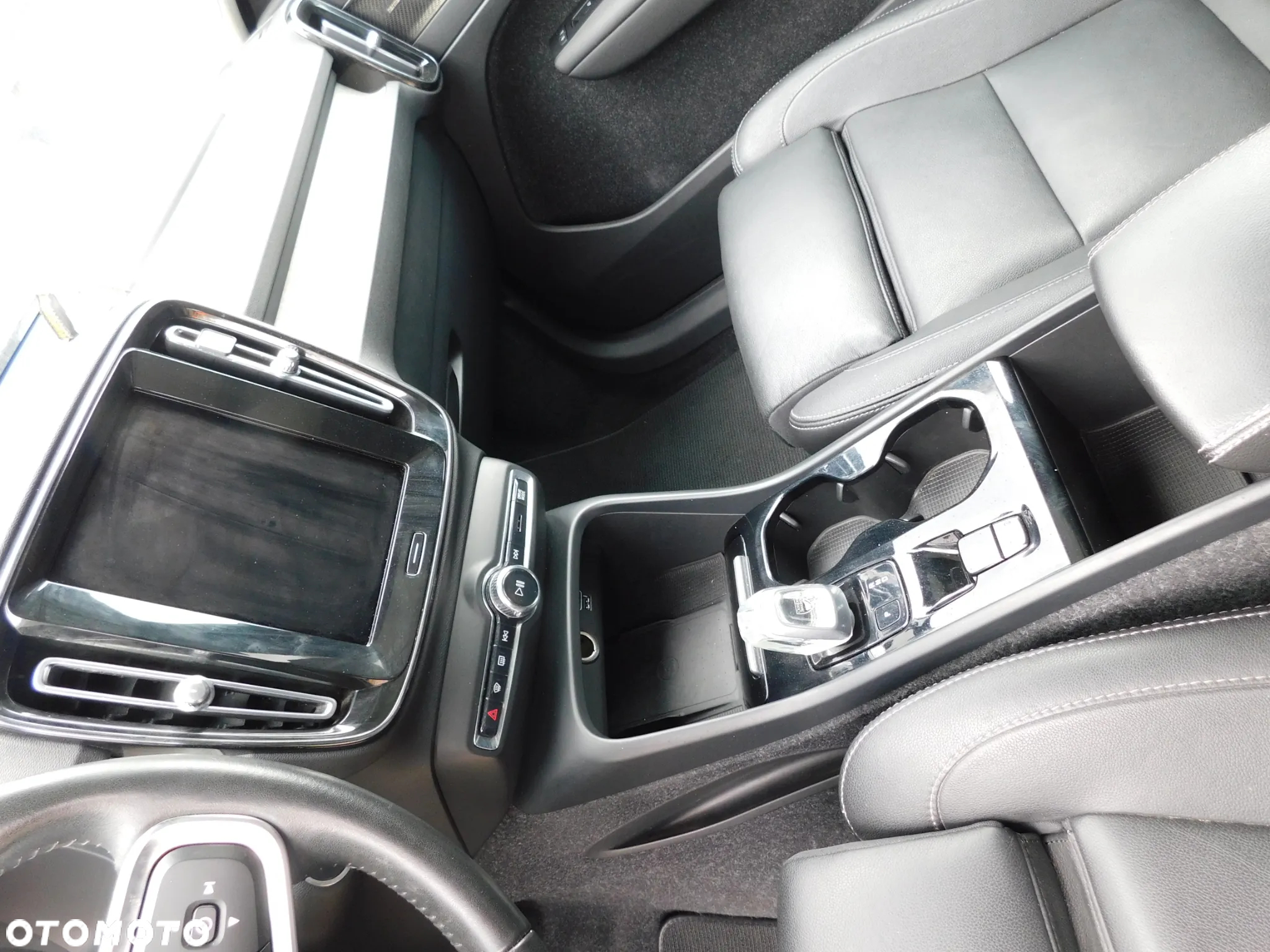 Volvo XC 40 B4 AWD Plus Bright - 7