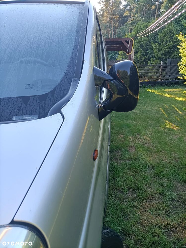 Opel Vivaro - 23