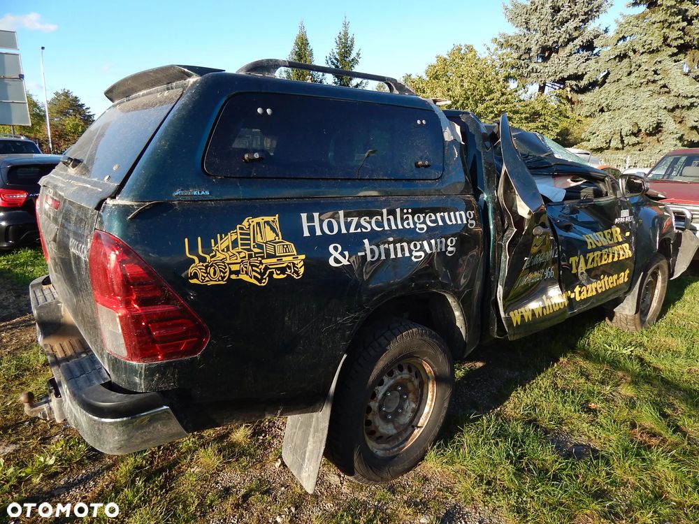 Toyota Hilux - 7
