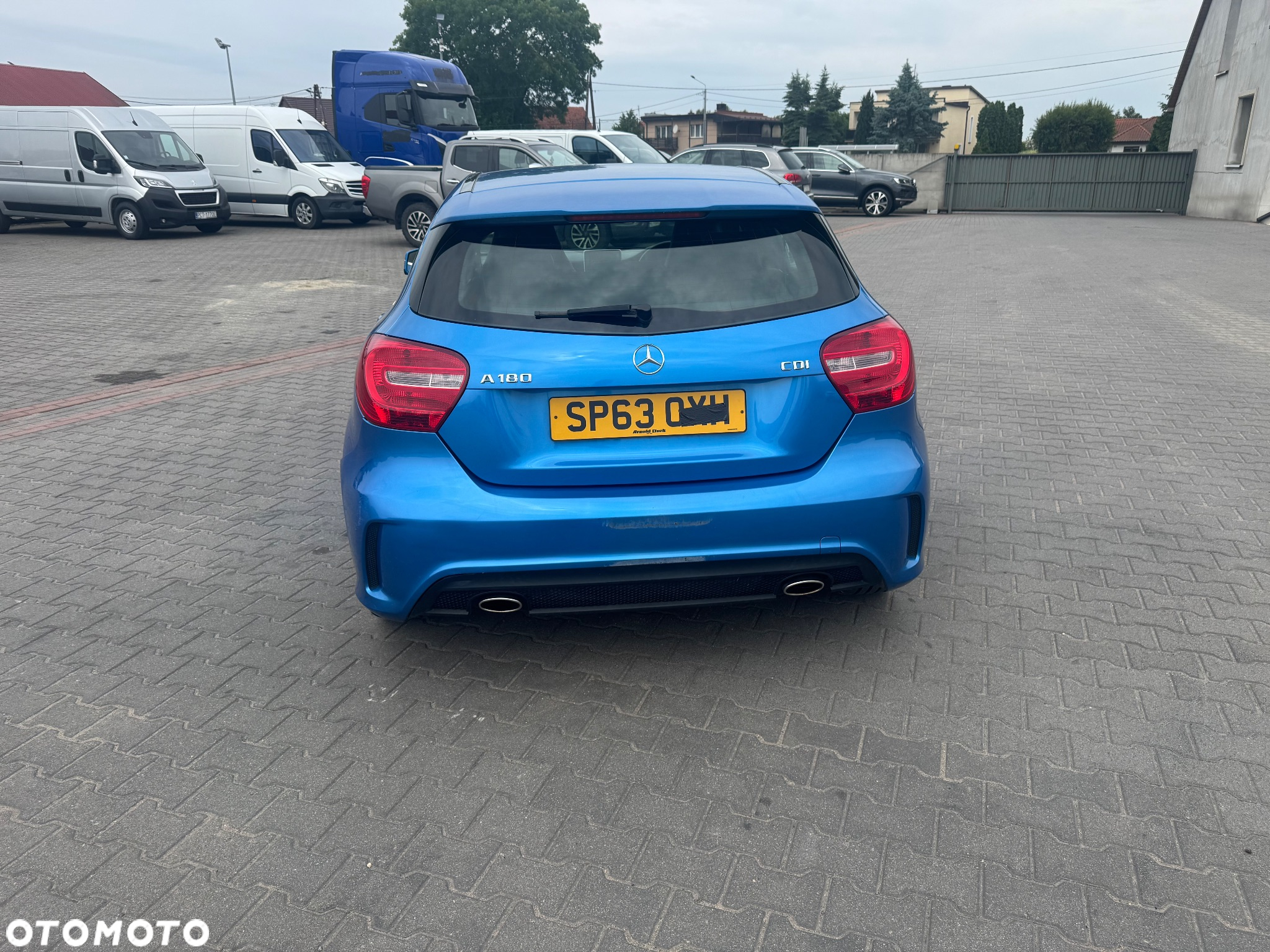 Mercedes-Benz Klasa A 180 d AMG Line - 6