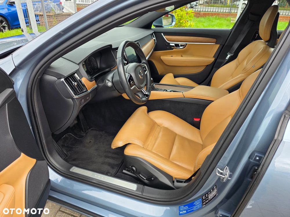 Volvo V90 D4 Inscription - 15