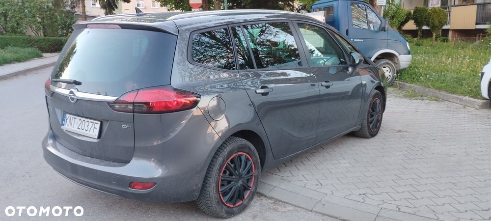 Opel Zafira - 4