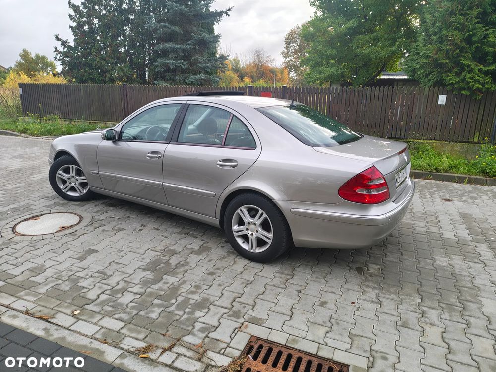 Mercedes-Benz Klasa E 320 CDI T Elegance - 16