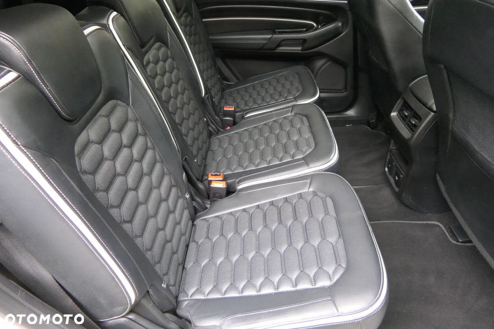 Ford S-Max - 25