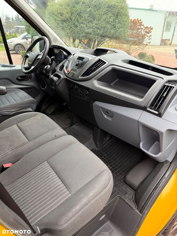 Ford Transit - 8