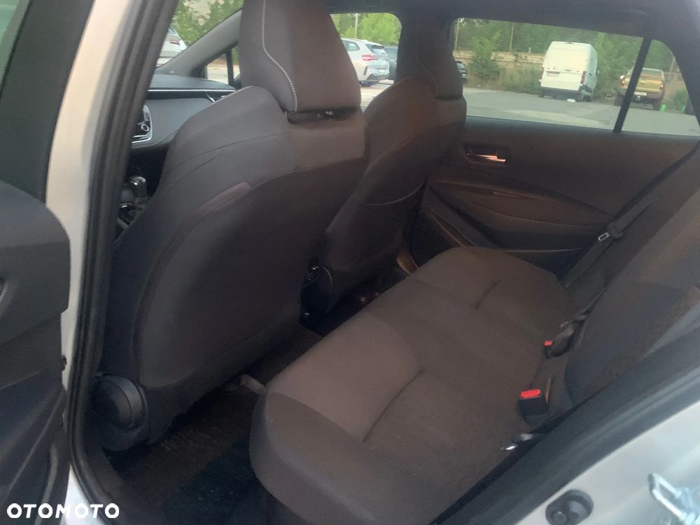 Toyota Corolla 1.8 Hybrid Comfort - 12