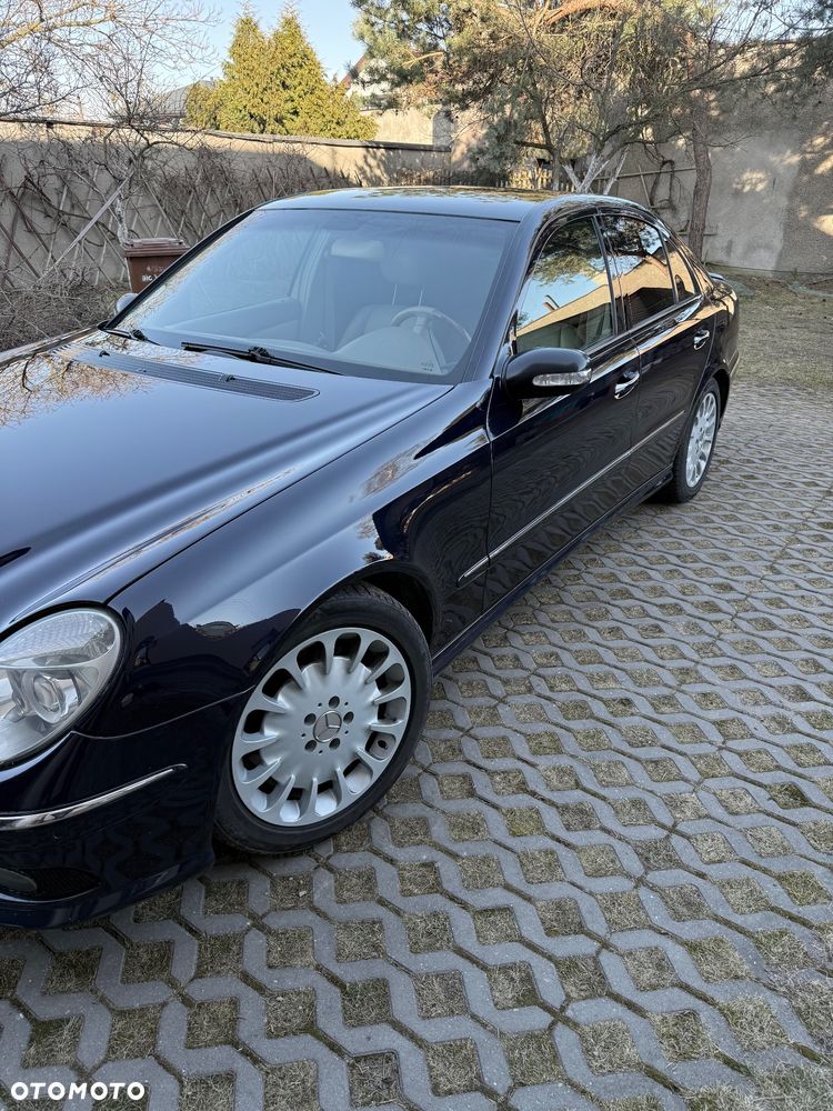 Mercedes-Benz Klasa E 500 T Elegance - 8