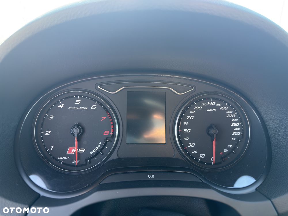 Audi RS3 Sportback - 18