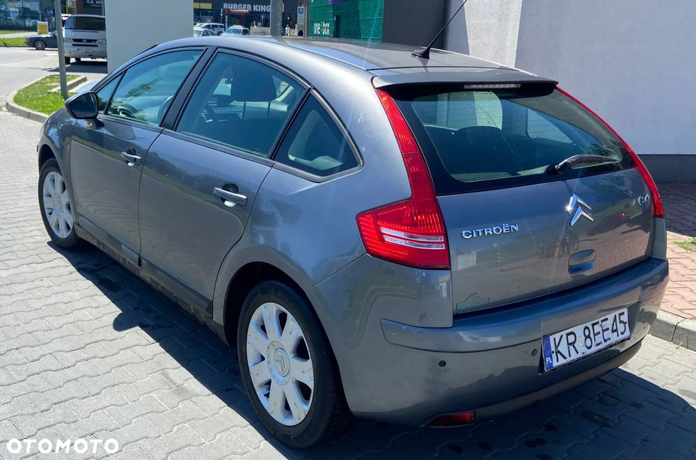 Citroën C4 1.6 HDi SX - 10