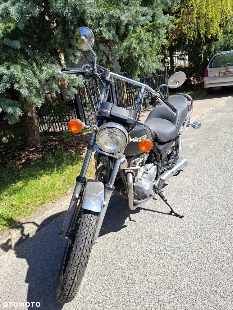 Kawasaki Z - 2