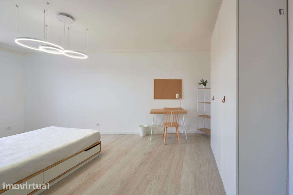 Quarto - localizado em Estrela Lisbon - Grande imagem: 3/34