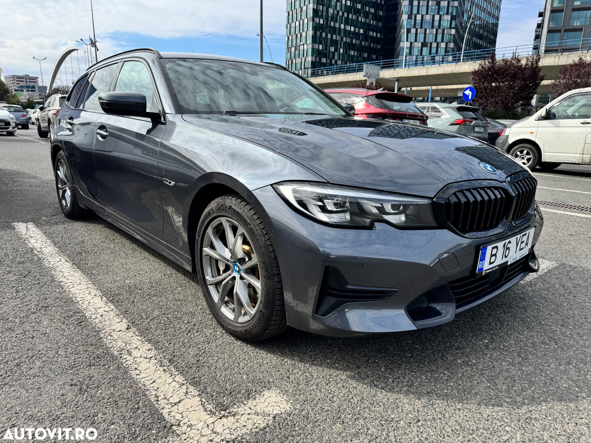 BMW Seria 3 330e Touring Aut. Sport Line - 7