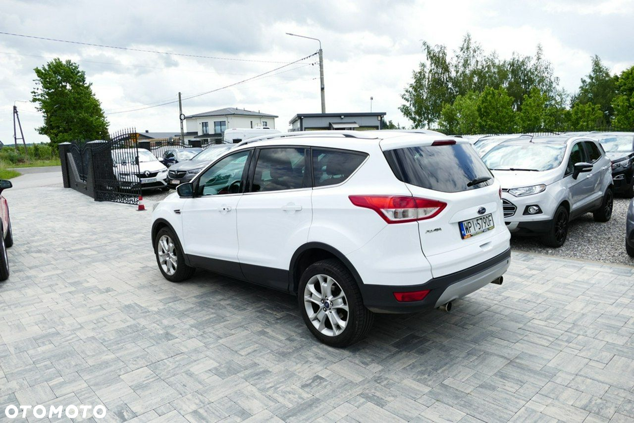 Ford Kuga 2.0 TDCi 2x4 Titanium - 3