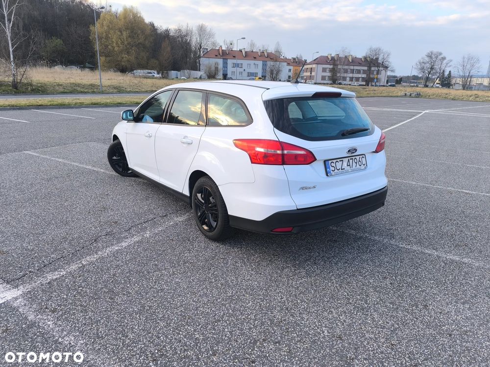 Ford Focus 1.5 EcoBlue Trend - 4