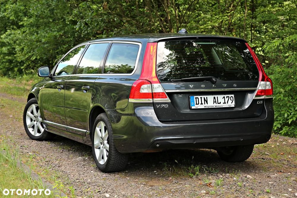 Volvo V70 D3 Geartronic Kinetic - 11