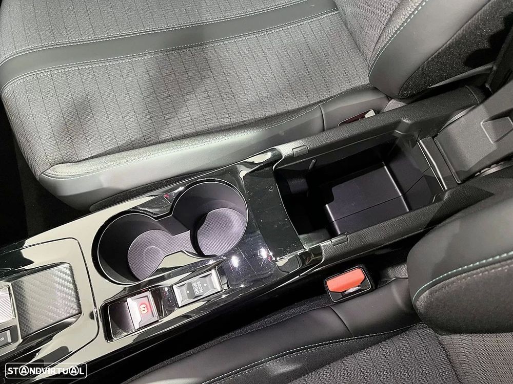 Peugeot e-2008 50 kWh Allure - 16