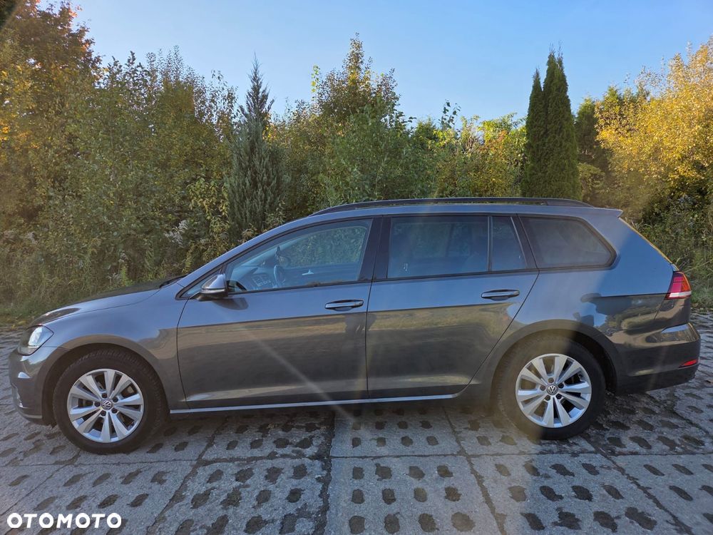 Volkswagen Golf - 3