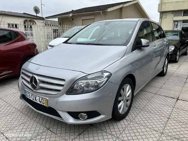 Mercedes-Benz B 180 CDI AMG Line - 7