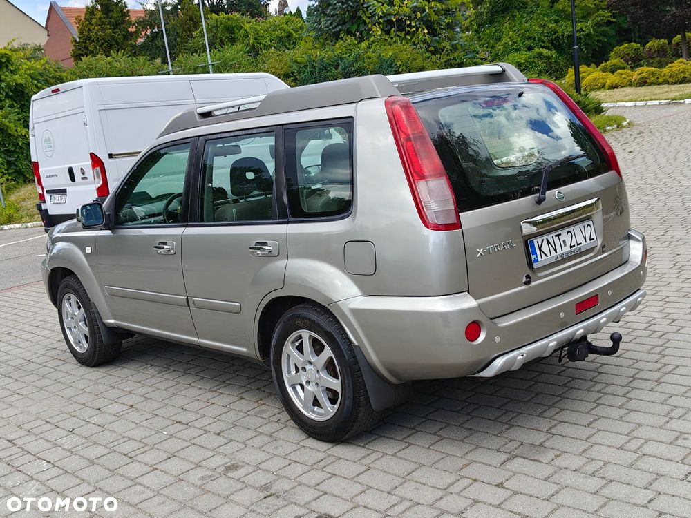 Nissan X-Trail 2.0 Comfort - 12