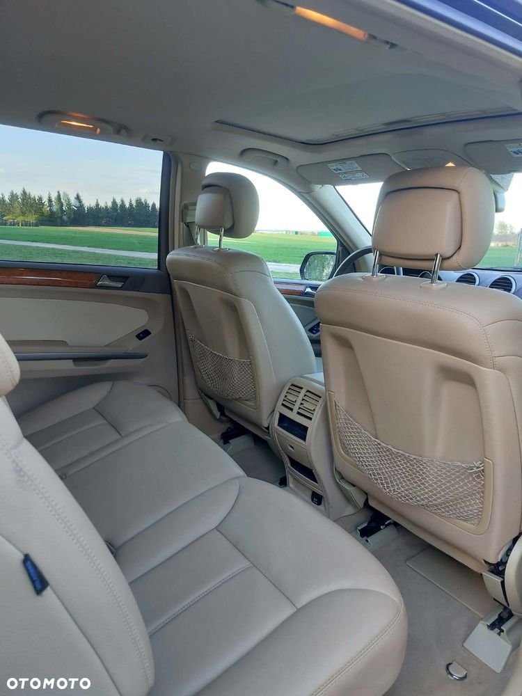 Mercedes-Benz GL - 15