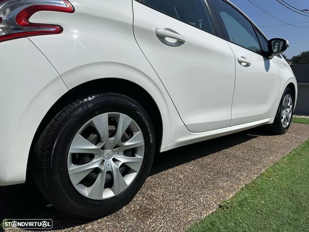 Peugeot 208 hdi active - 20
