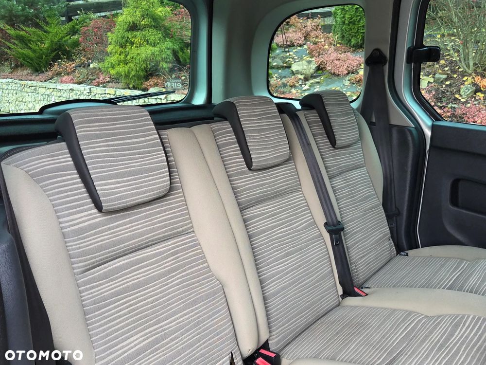 Renault Kangoo 1.6 16V 105 Privilege - 23