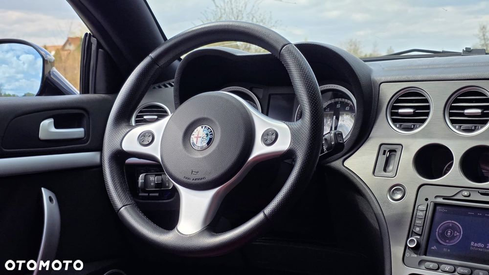 Alfa Romeo Brera 1750TBi - 8