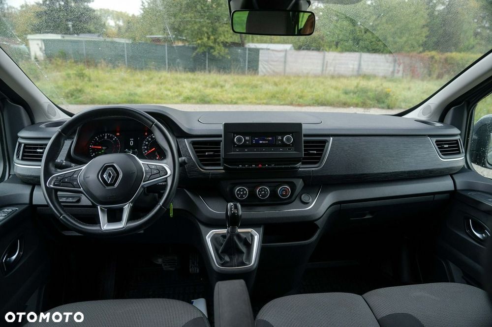 Renault Trafic Grand 2.0 dCi EDC - 18