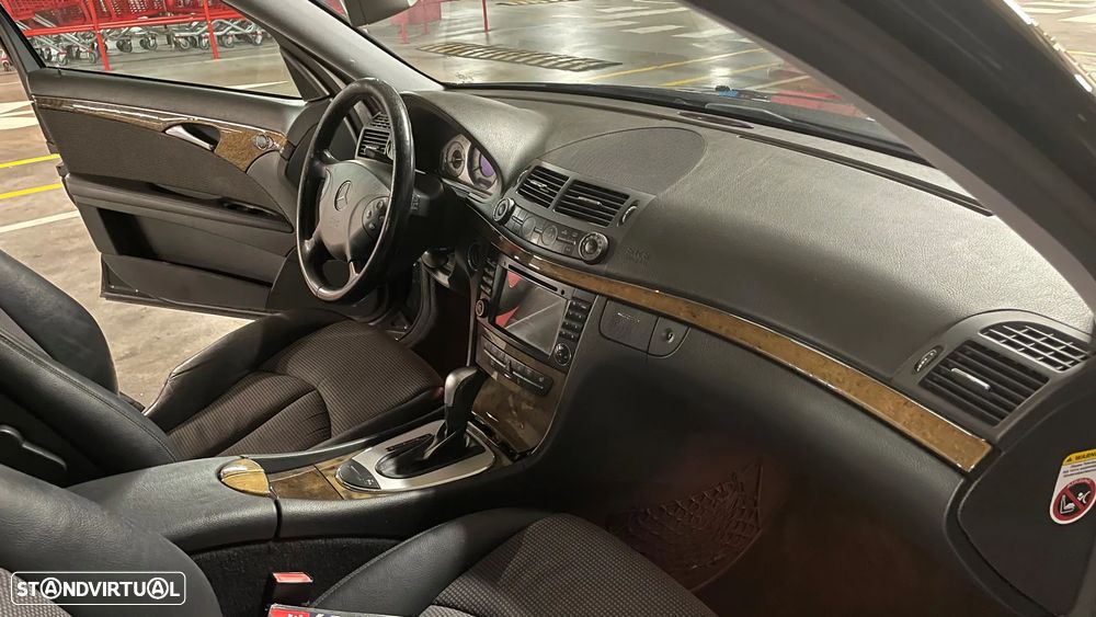 Mercedes-Benz E 220 CDi Avantgarde Aut. - 11