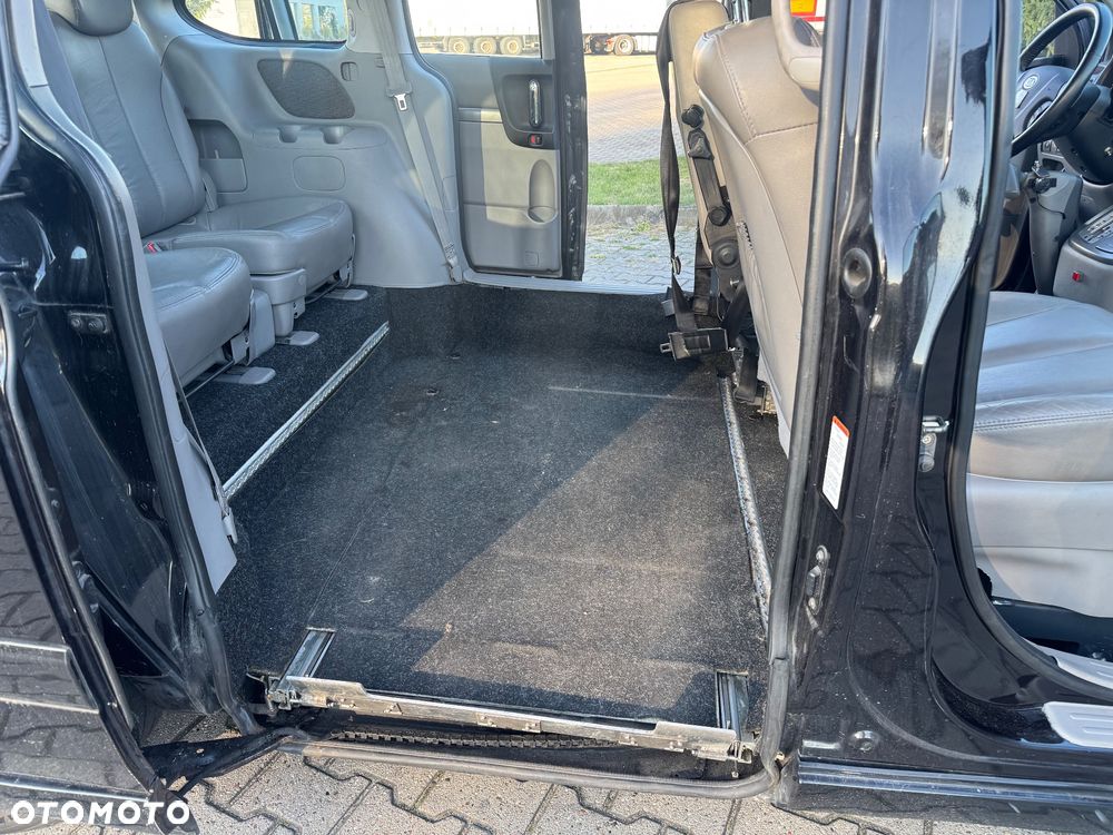 Kia Carnival 06-09 - 18