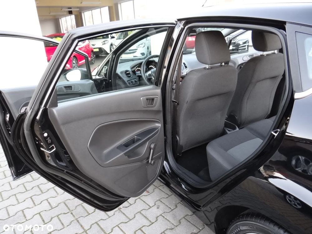 Ford Fiesta 1.25 Titanium - 35