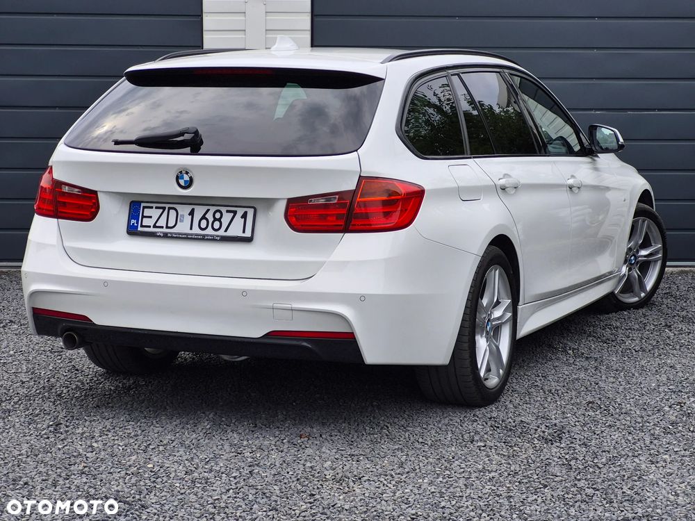 BMW Seria 3 320d xDrive - 9