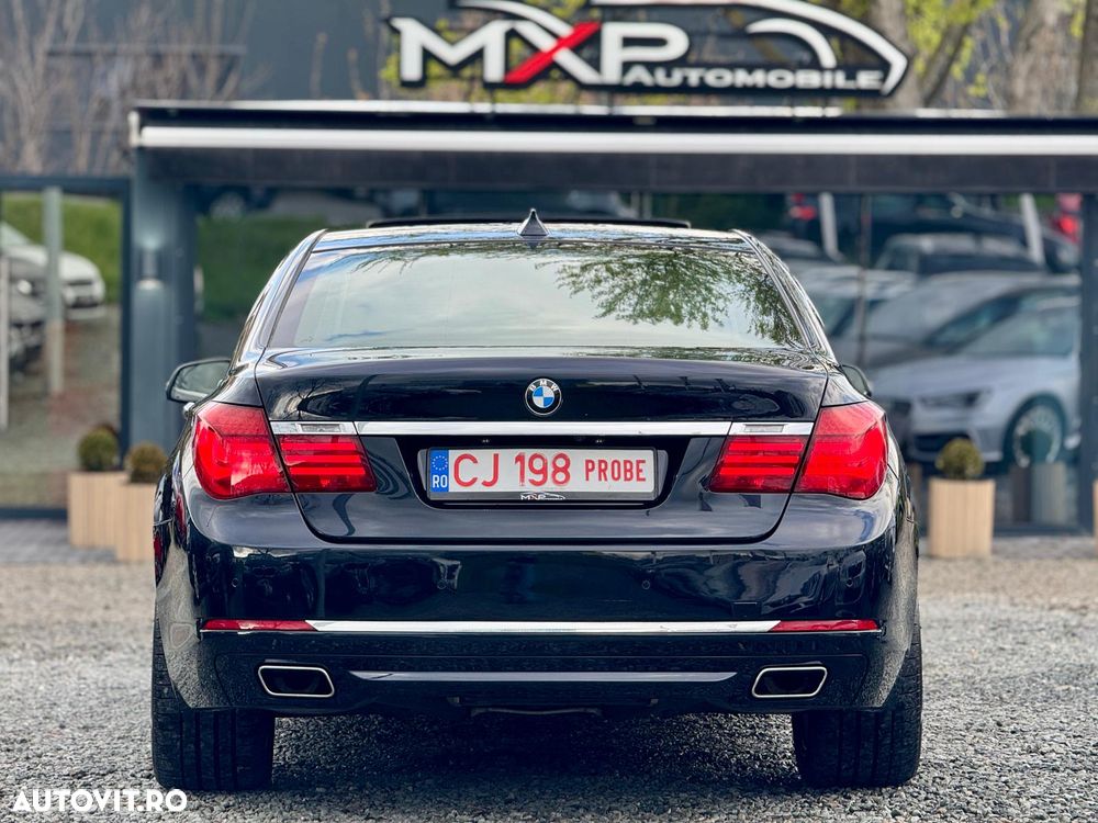 BMW Seria 7 740d Edition Exclusive - 10