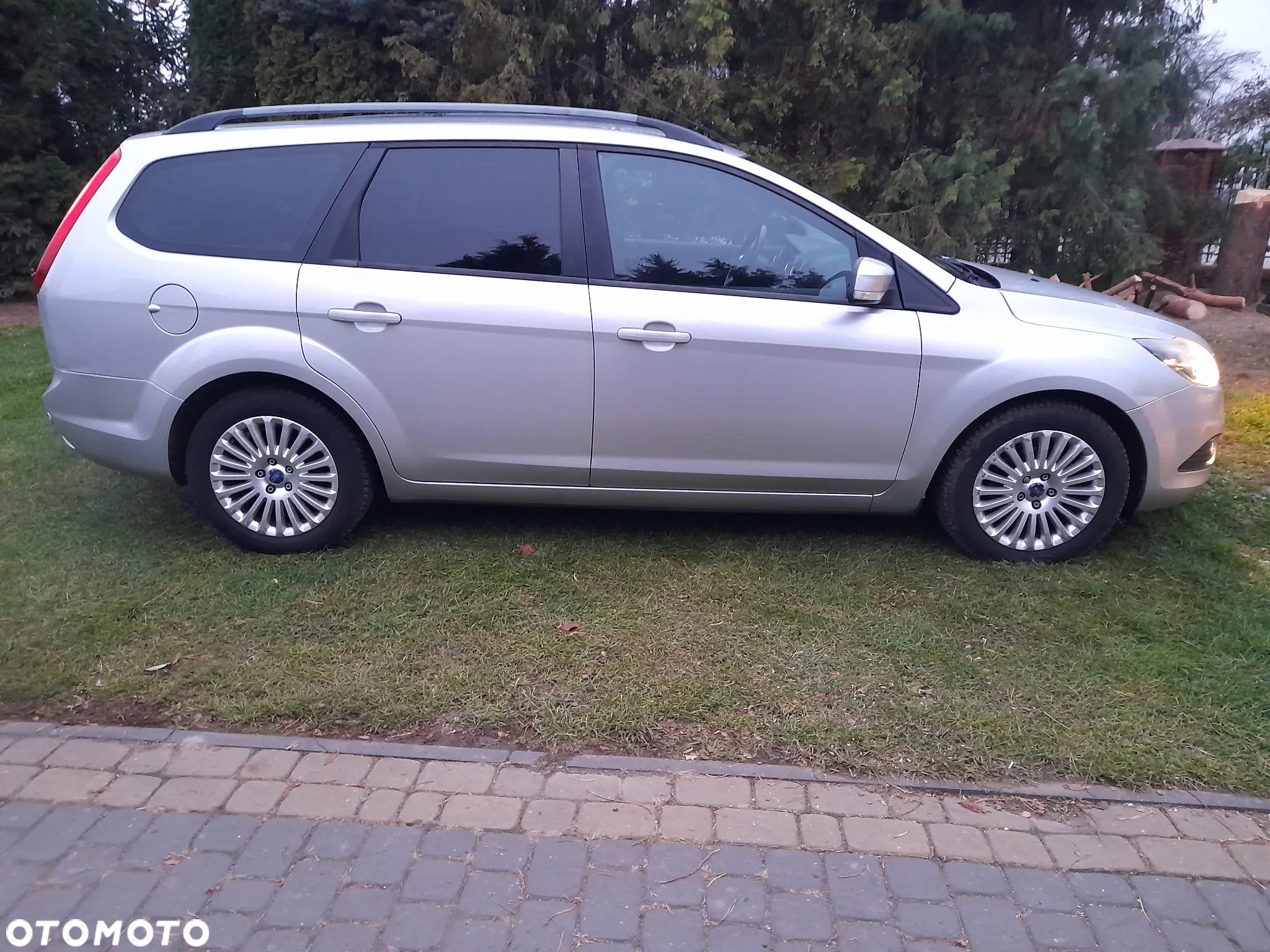 Ford Focus 1.8 FF Platinium X - 11