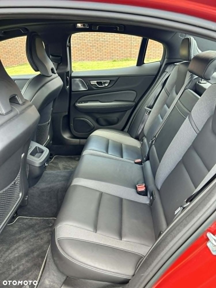 Volvo S60 - 12