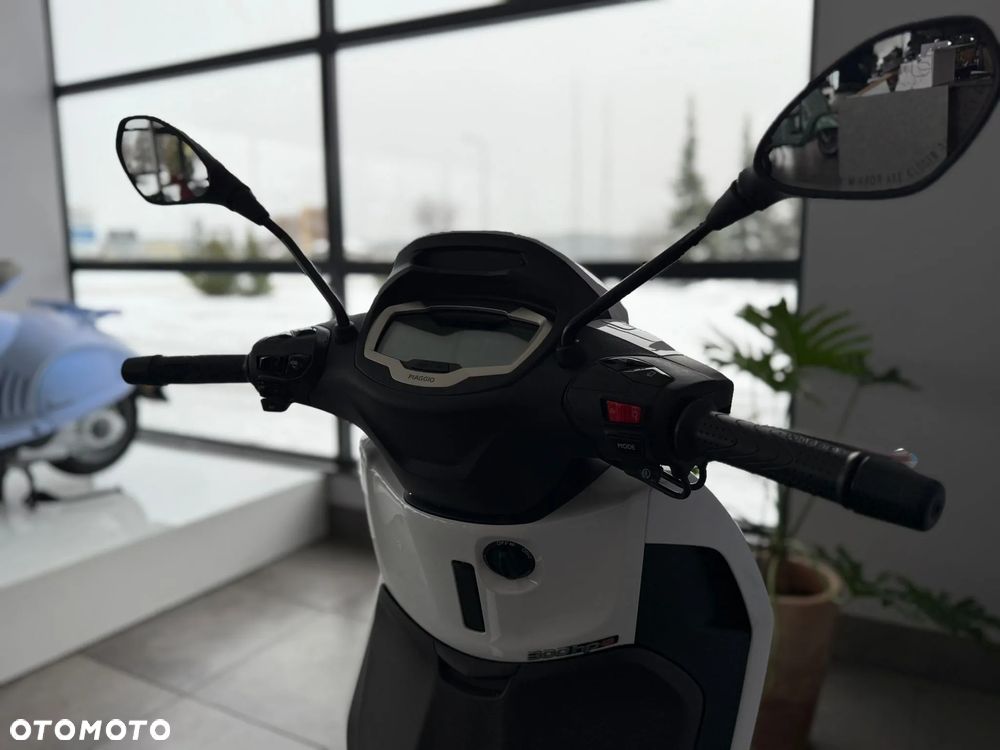 Piaggio Beverly - 17