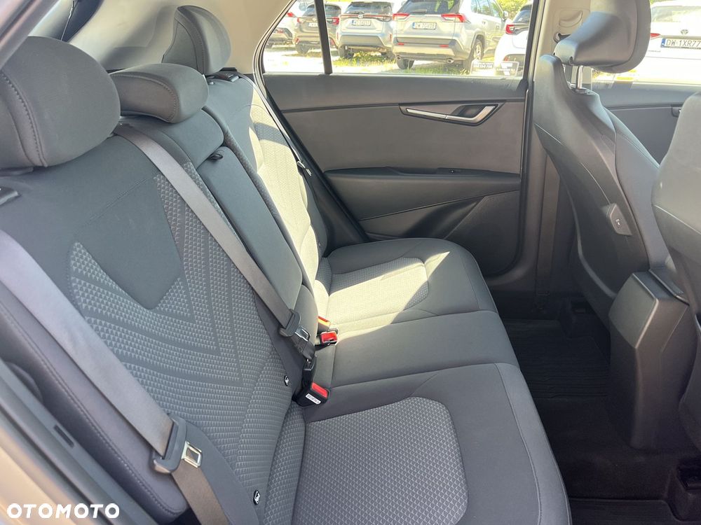 Kia Niro - 10