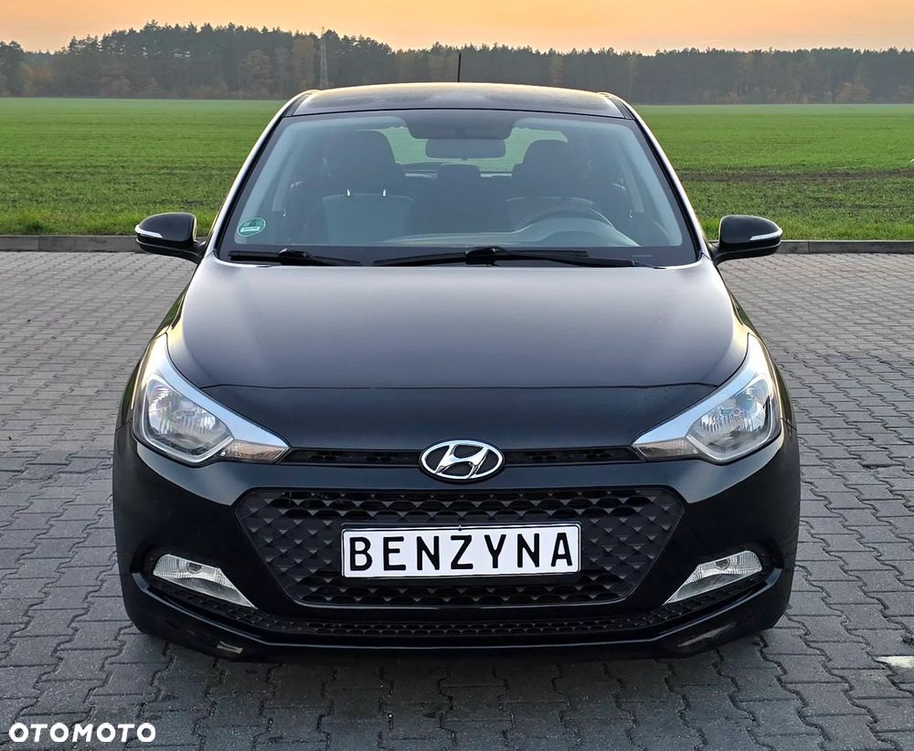Hyundai I20 2017 photo 2