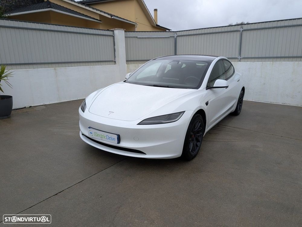 Tesla Model 3 - 2