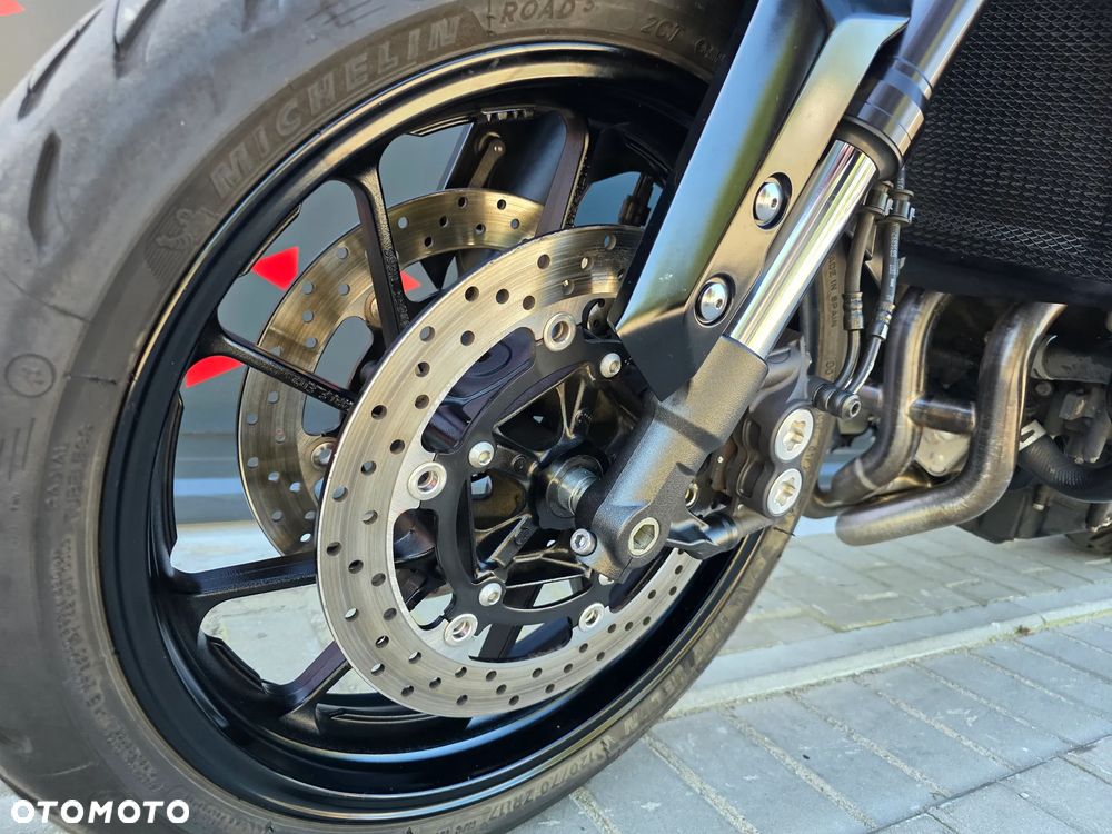 Yamaha MT - 14