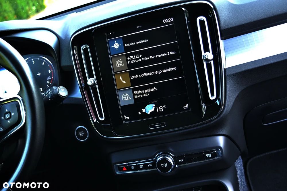 Volvo XC 40 D3 Momentum Pro - 33