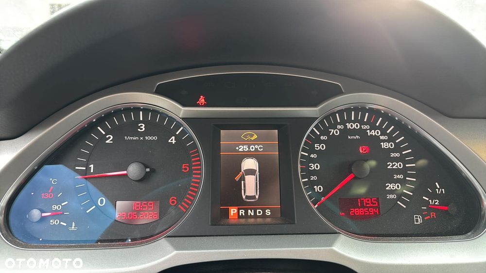 Audi A6 Avant - 14