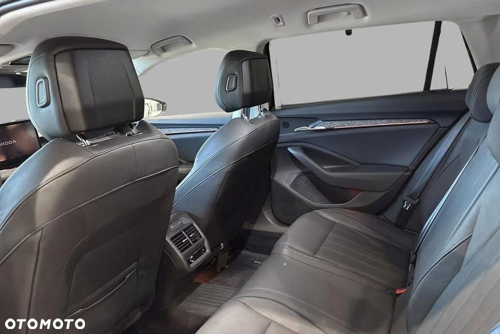 Skoda Superb 2.0 TDI SCR 4x4 Drive DSG - 15