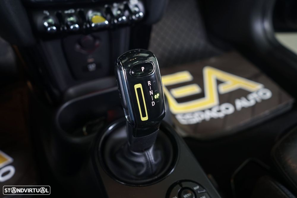 MINI 3 Portas Cooper SE Premium Classic - 27