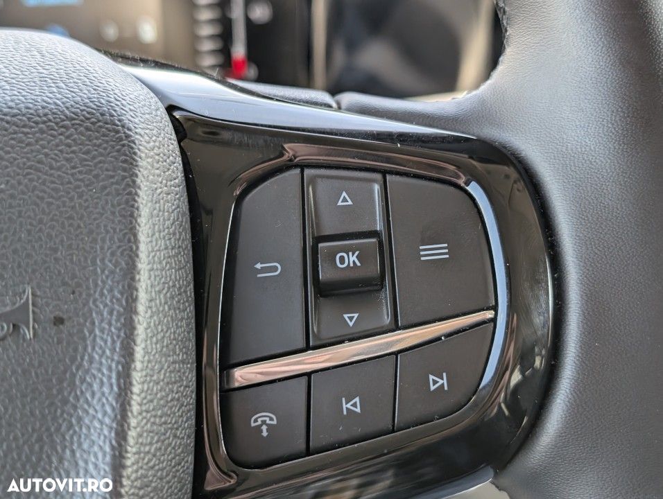 Ford Tourneo Custom - 17