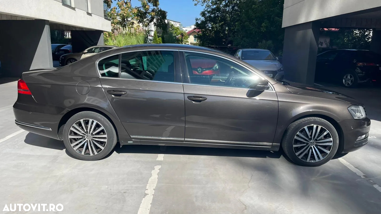 Volkswagen Passat 2.0 TDI BlueMotion Tehnology DSG Highline - 3
