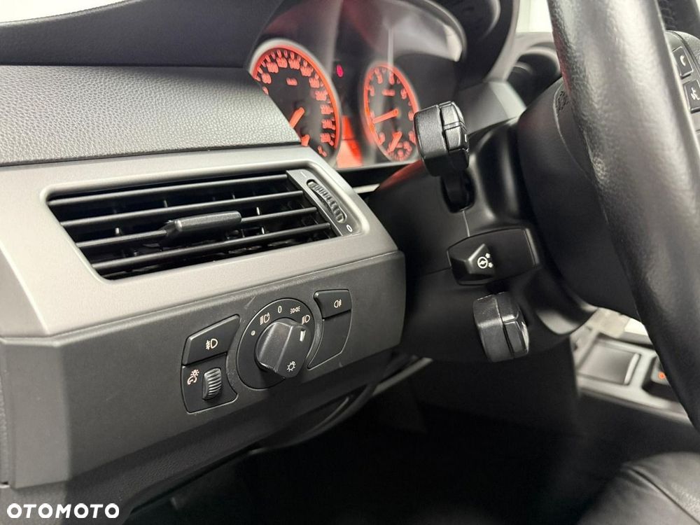 BMW Seria 5 - 25