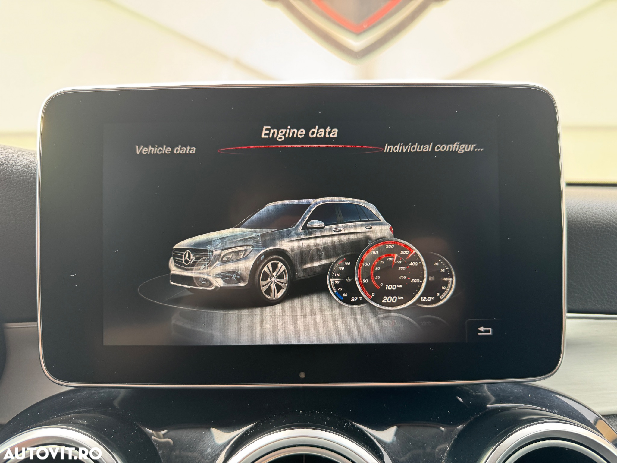 Mercedes-Benz GLC 250 d 4Matic 9G-TRONIC AMG Line - 13